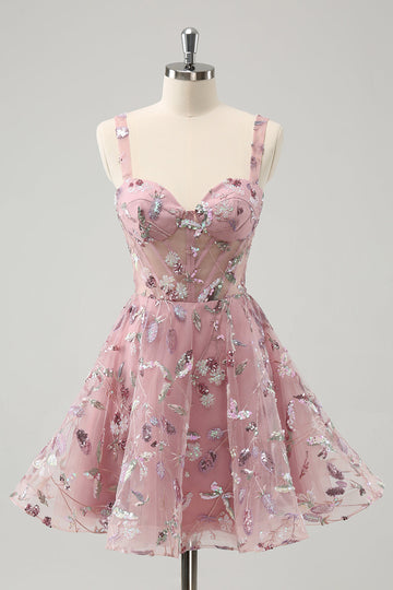 Vestido de fiesta corto con tirantes finos y cuentas en forma de A